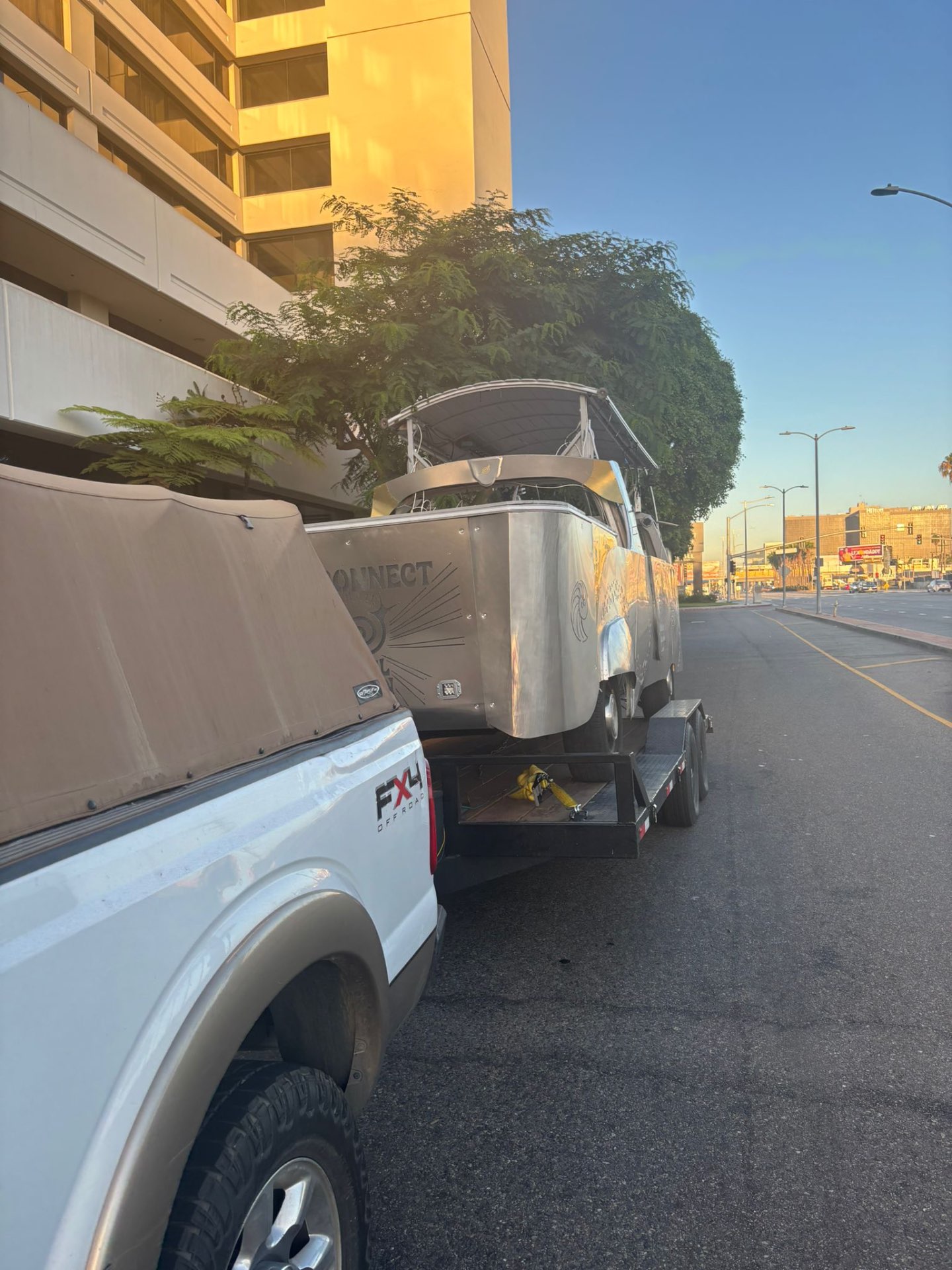 Snail Disconnect Salon being transported on trailer